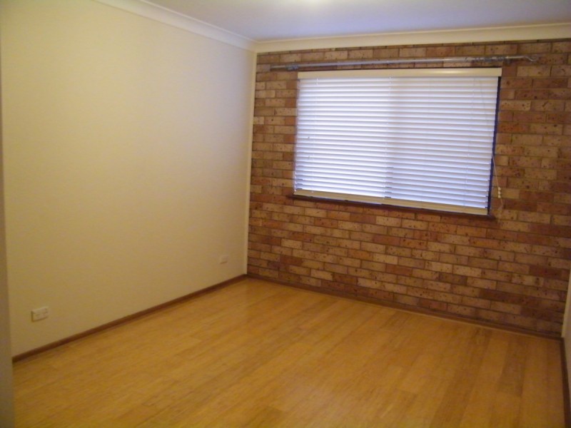 16 Lakeside Drive, Macmasters Beach NSW 2251
