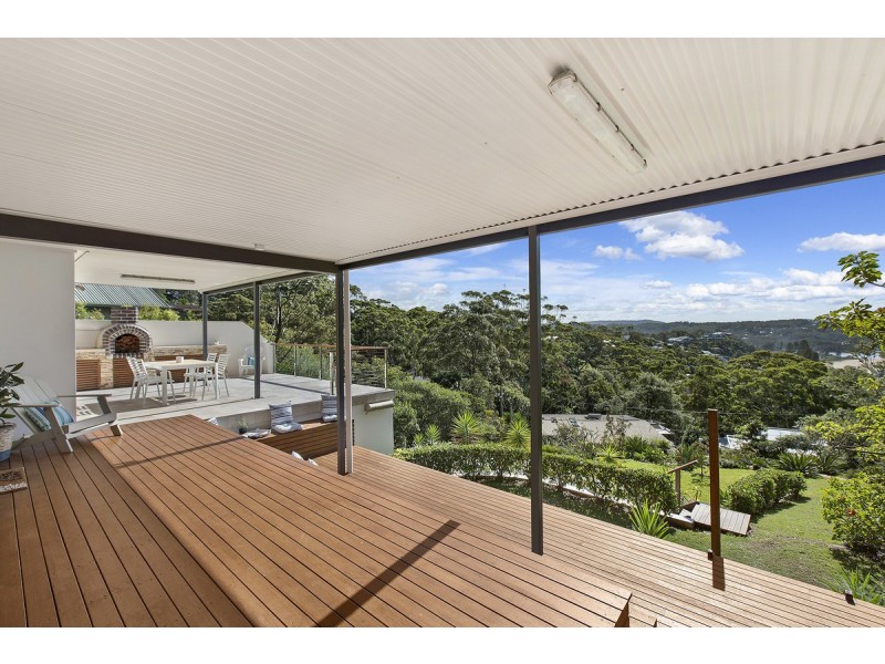 13 Fairscene Crescent, Avoca Beach NSW 2251