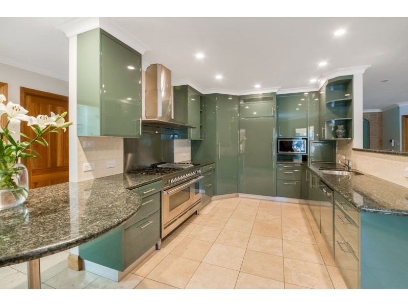 293A The Round Drive, Avoca Beach NSW 2251