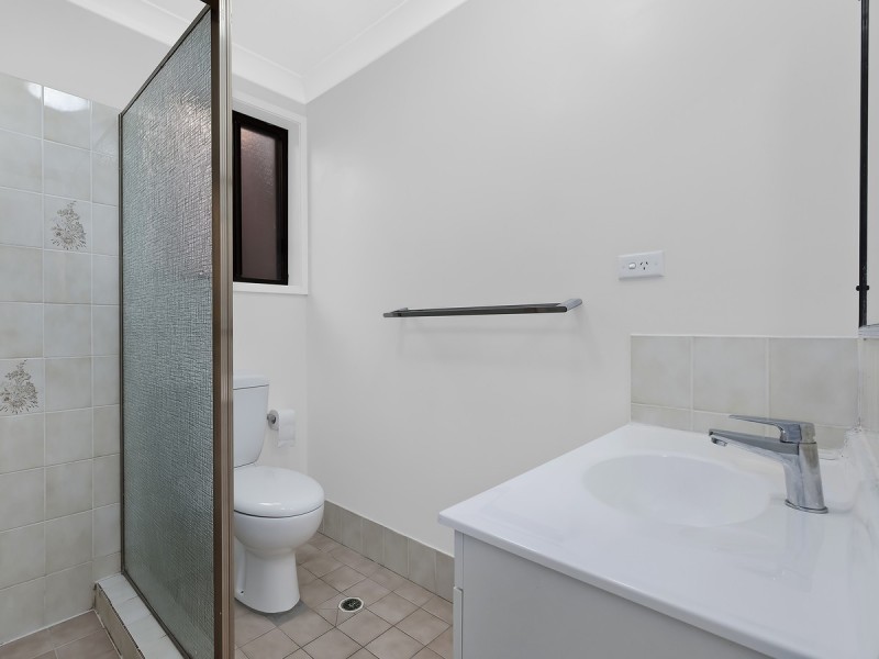 2/63 Davies Street, Kincumber NSW 2251