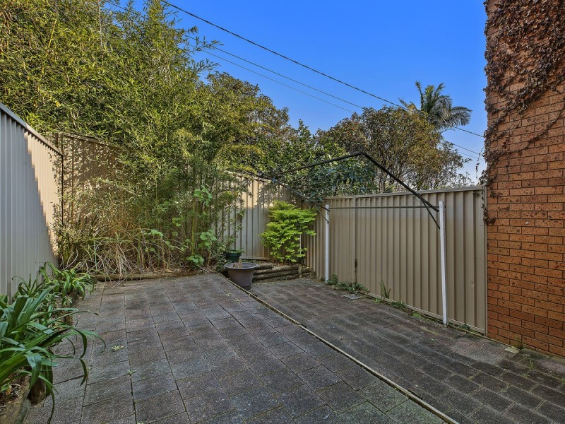2/63 Davies Street, Kincumber NSW 2251