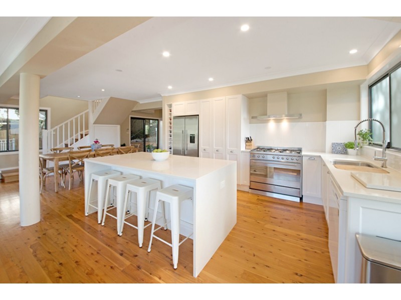 15 Laird Drive, Avoca Beach NSW 2251