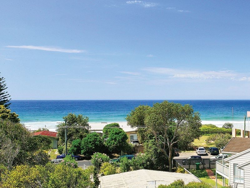 14 Bulbararing Rd, North Avoca NSW 2260