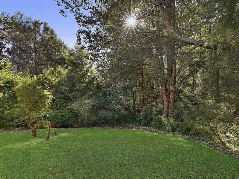 31 Moores Road, Avoca Beach NSW 2251