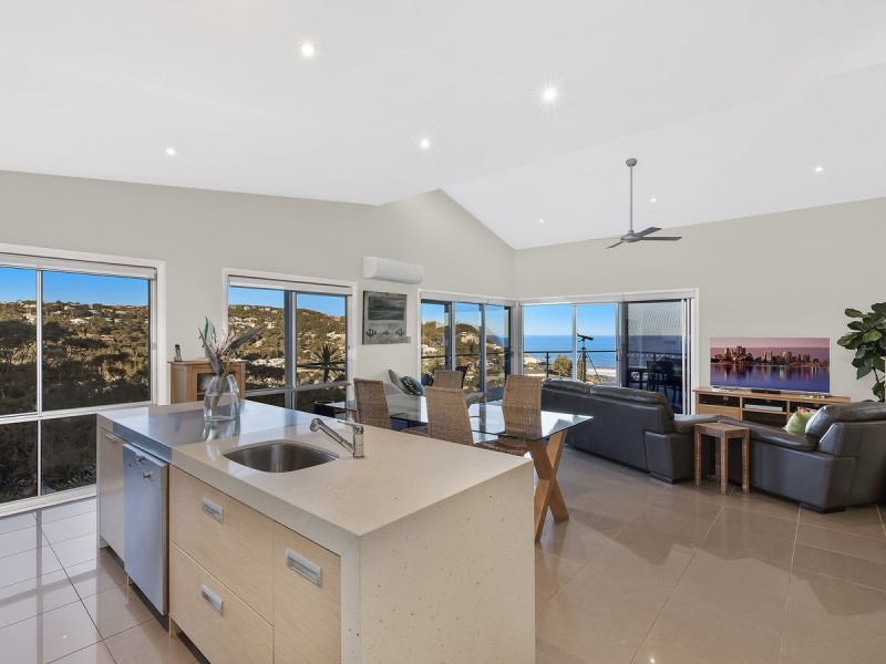 67 Copacabana Drive, Copacabana NSW 2251