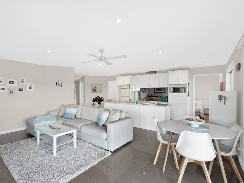 67 Copacabana Drive, Copacabana NSW 2251