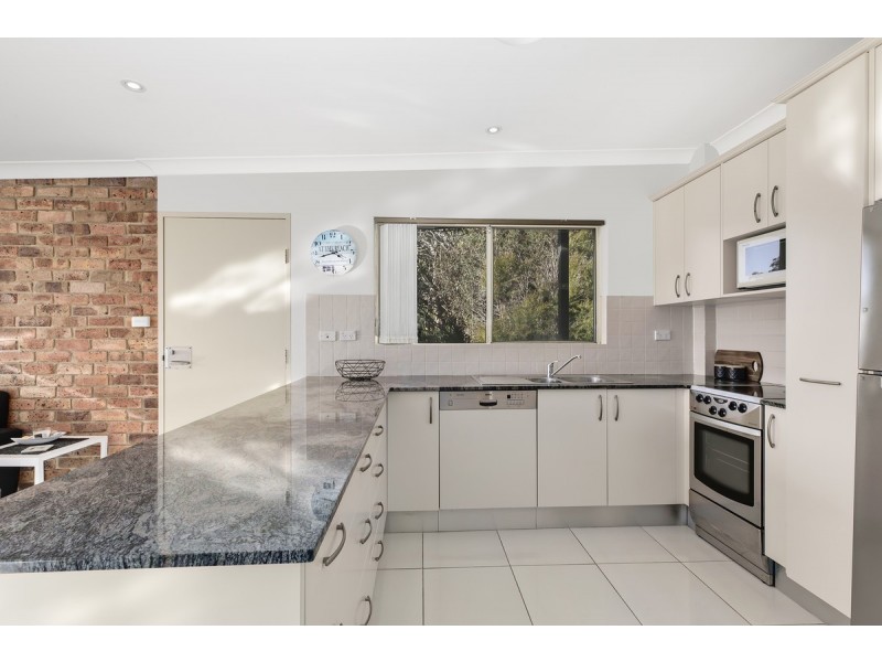 6/8 Avoca Drive, Avoca Beach NSW 2251