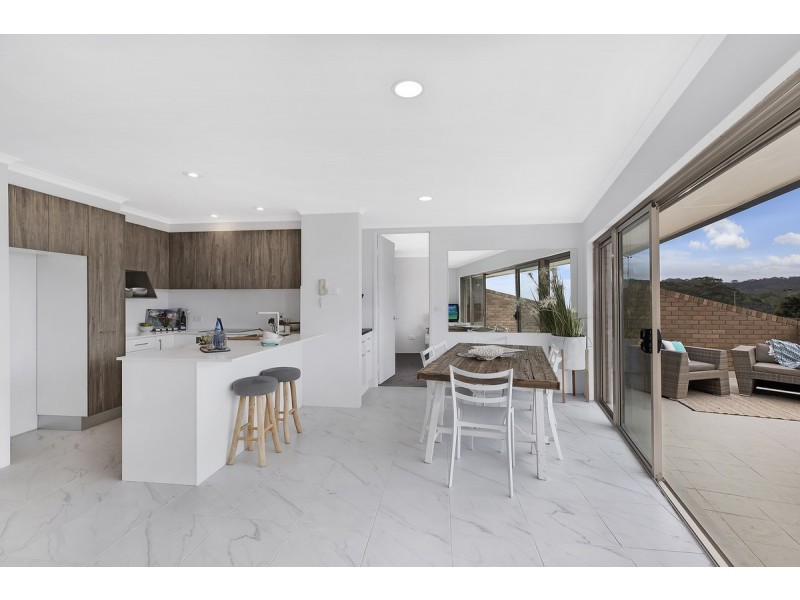 6/172-174 Avoca Drive, Avoca Beach NSW 2251