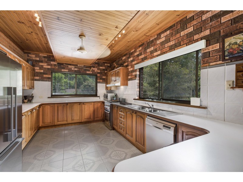 181 The Round Drive, Avoca Beach NSW 2251