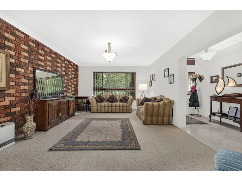 181 The Round Drive, Avoca Beach NSW 2251