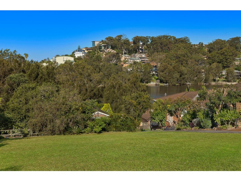 311 The Round Drive, Avoca Beach NSW 2251