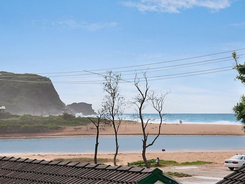 1/4 Ficus Avenue, Avoca Beach NSW 2251