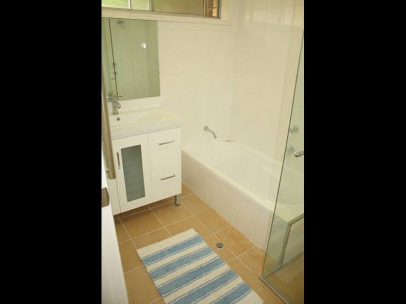 238 Avoca Drive, Avoca Beach NSW 2251