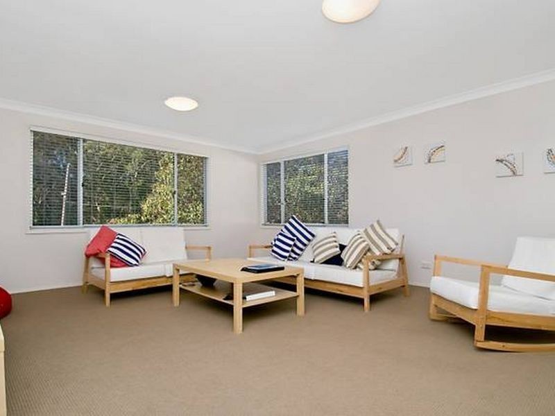 238 Avoca Drive, Avoca Beach NSW 2251