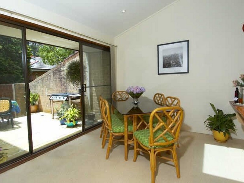 2/25 Barry Street, Neutral Bay NSW 2089