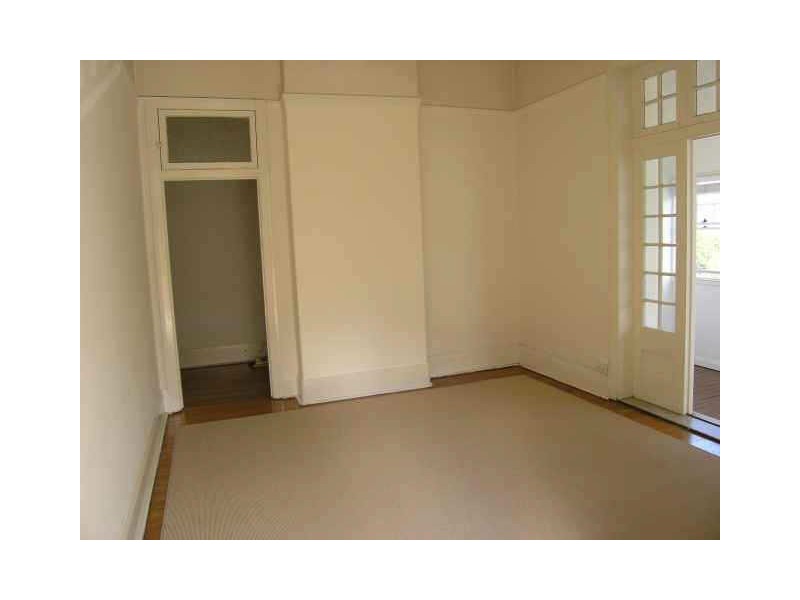 8/14 East Crescent Street, Mcmahons Point NSW 2060