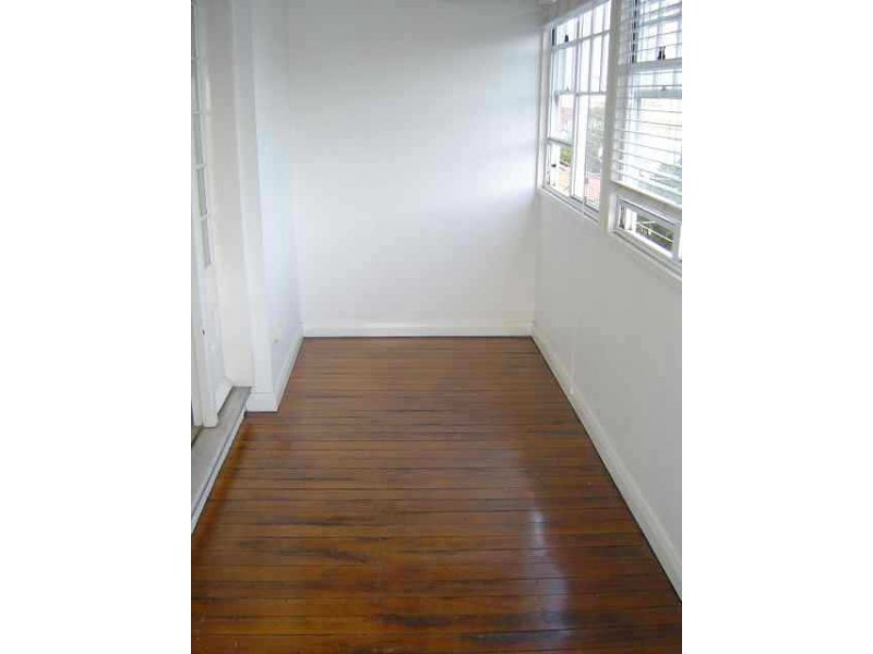 8/14 East Crescent Street, Mcmahons Point NSW 2060