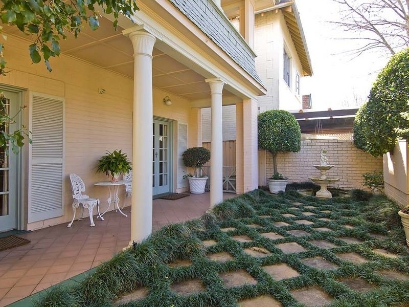 8 Parkes Street, Kirribilli NSW 2061