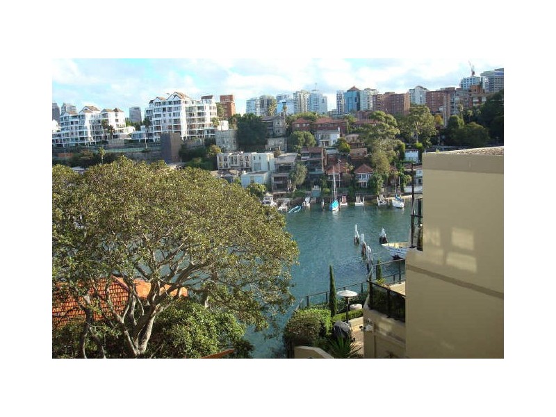 4/4 Ben Boyd Rd, Neutral Bay NSW 2089