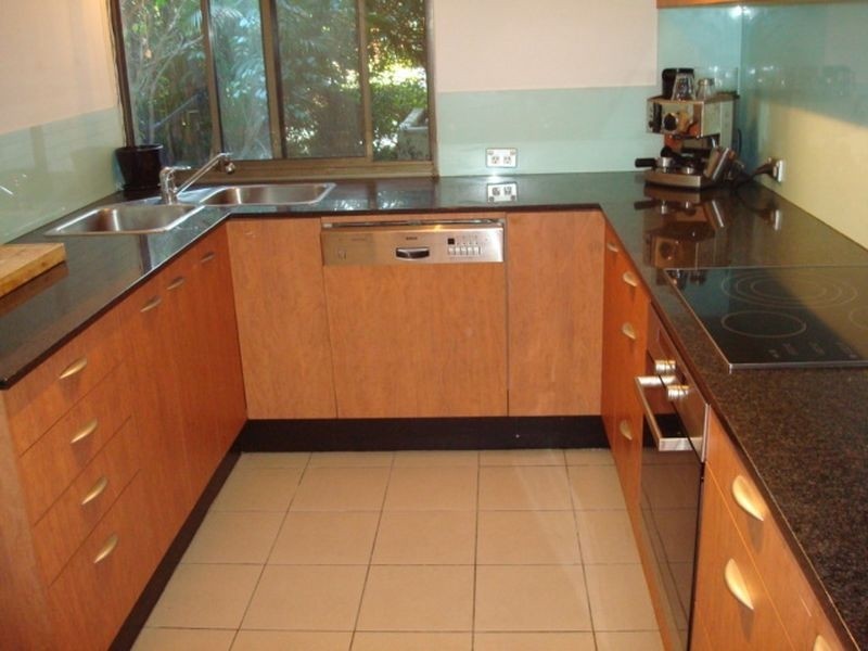 2/192 Ben Boyd Rd, Neutral Bay NSW 2089