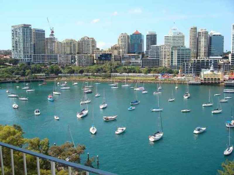 42/21 East Crescent Street, Mcmahons Point NSW 2060