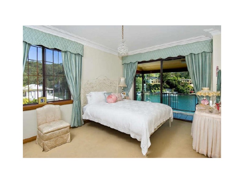 50 McCarrs Creek Road, Church Point NSW 2105