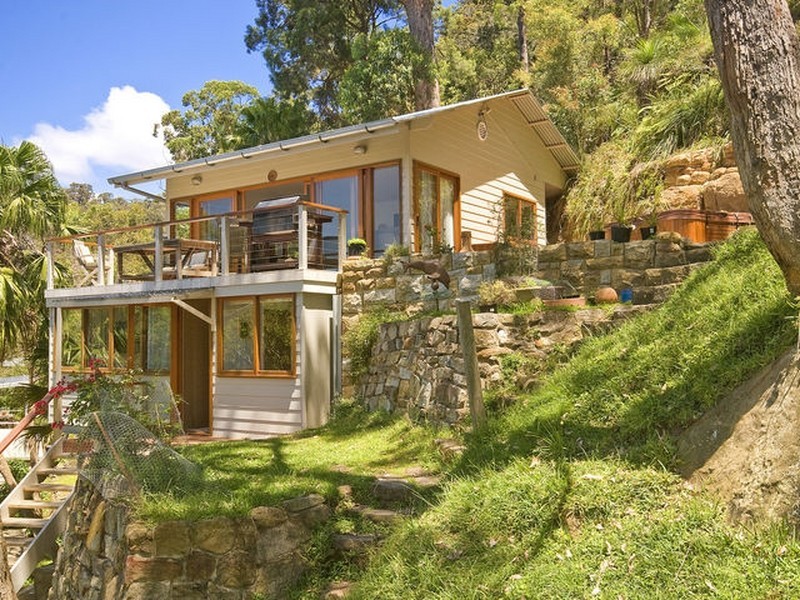 23 Diggers Crescent, Great Mackerel Beach NSW 2108