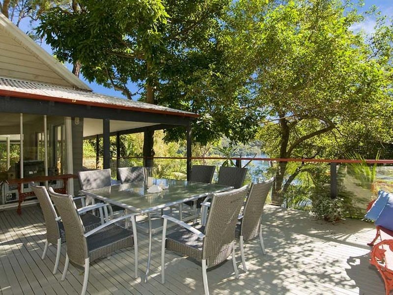 114 Mccarrs Creek Road, Church Point NSW 2105