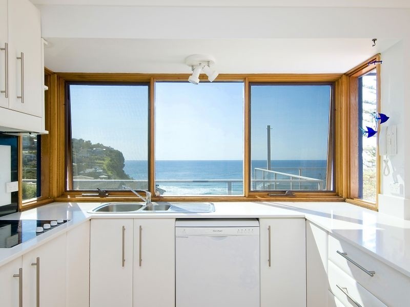 19 Karloo Parade, Newport NSW 2106