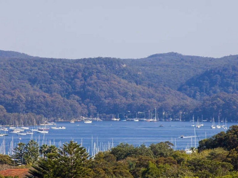 2 The Avenue, Newport NSW 2106