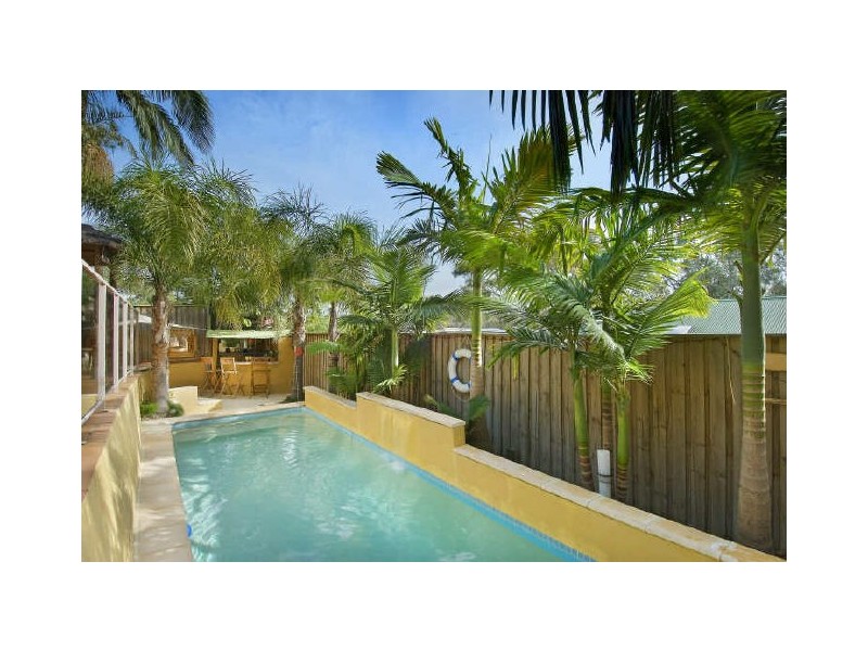 1a Carpenter Crescent, Warriewood NSW 2102