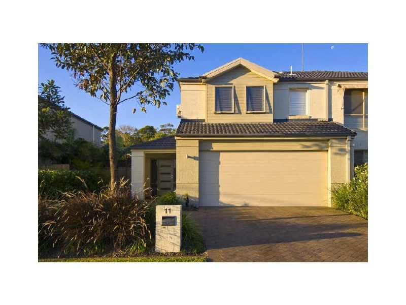 11 Lorikeet Grove, Warriewood NSW 2102