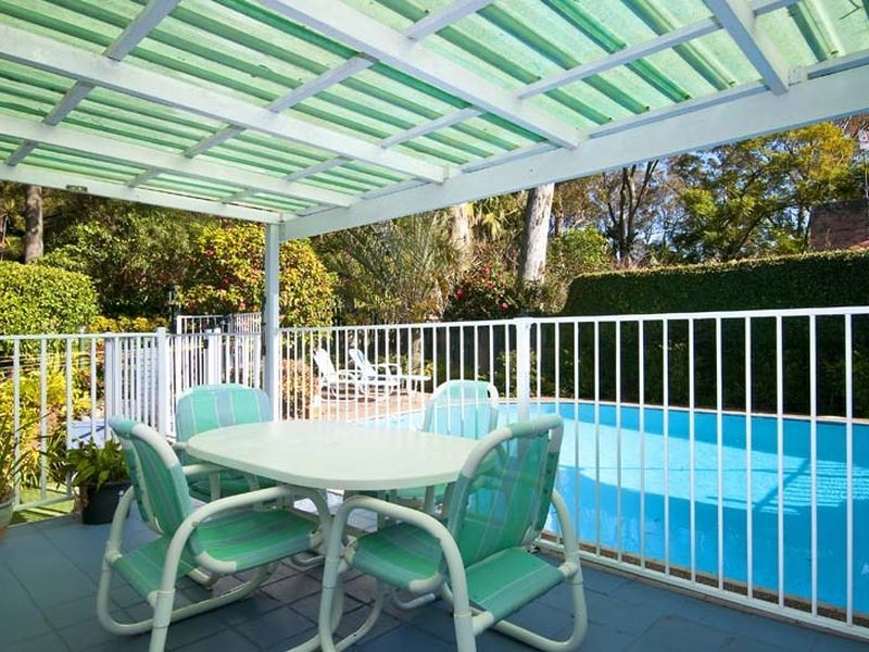 10 Quarter Sessions Road, Church Point NSW 2105