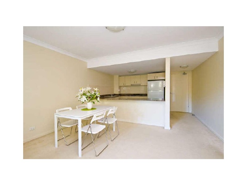 2/326 Barrenjoey Road, Newport NSW 2106