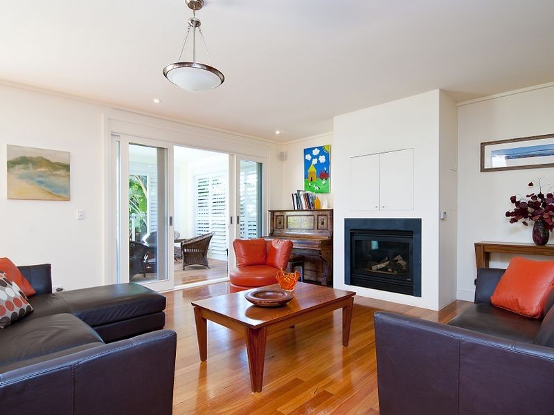 19 Emerald Street, Narrabeen NSW 2101