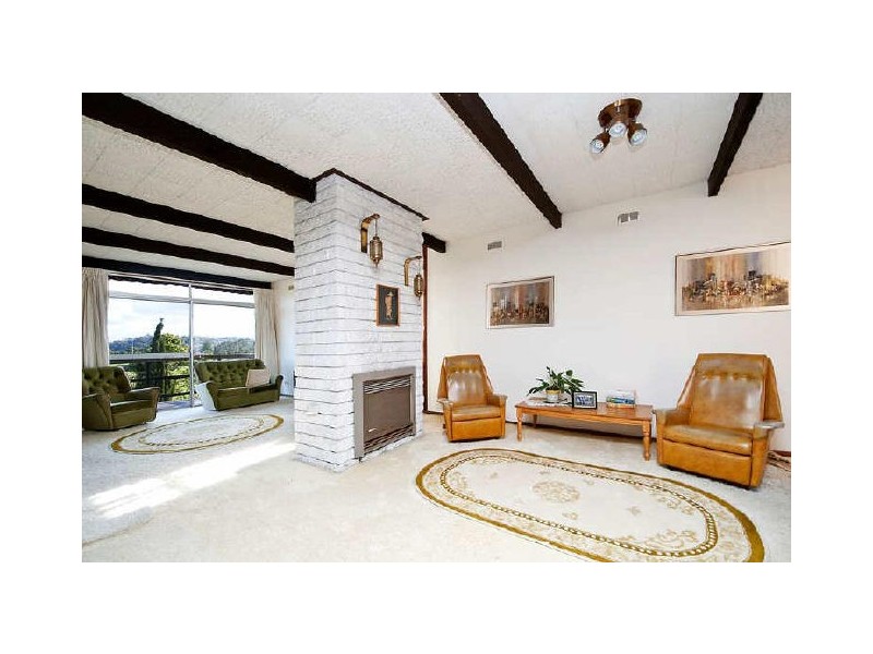 13 Arnott Crescent, Warriewood NSW 2102