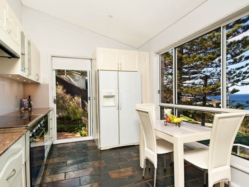 60 Bungan Head Road, Newport NSW 2106