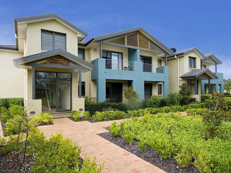 1/3 Fantail Avenue, Warriewood NSW 2102