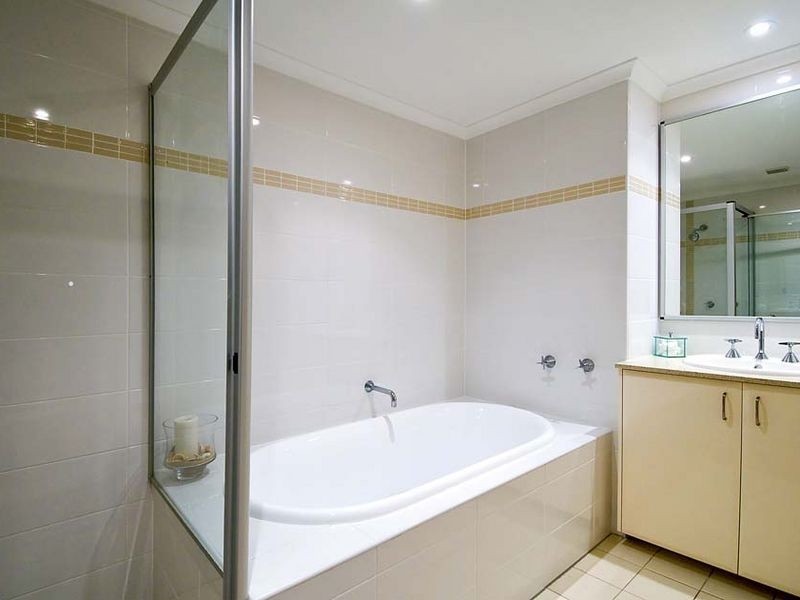 1/3 Fantail Avenue, Warriewood NSW 2102