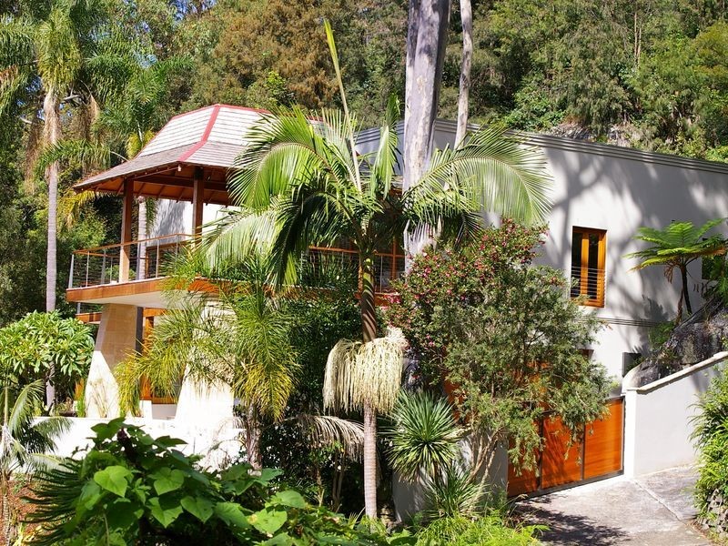 4 Corniche Road, Church Point NSW 2105