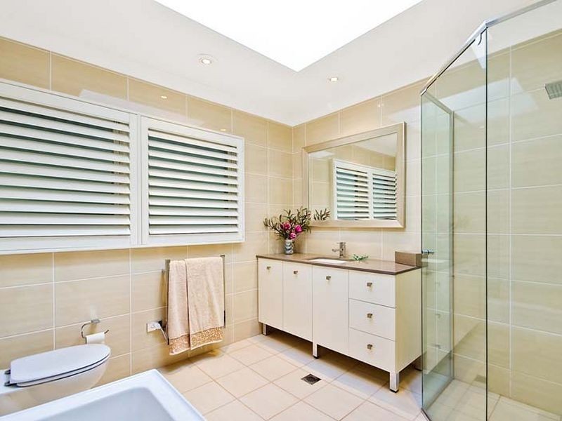17 Corniche Road, Church Point NSW 2105