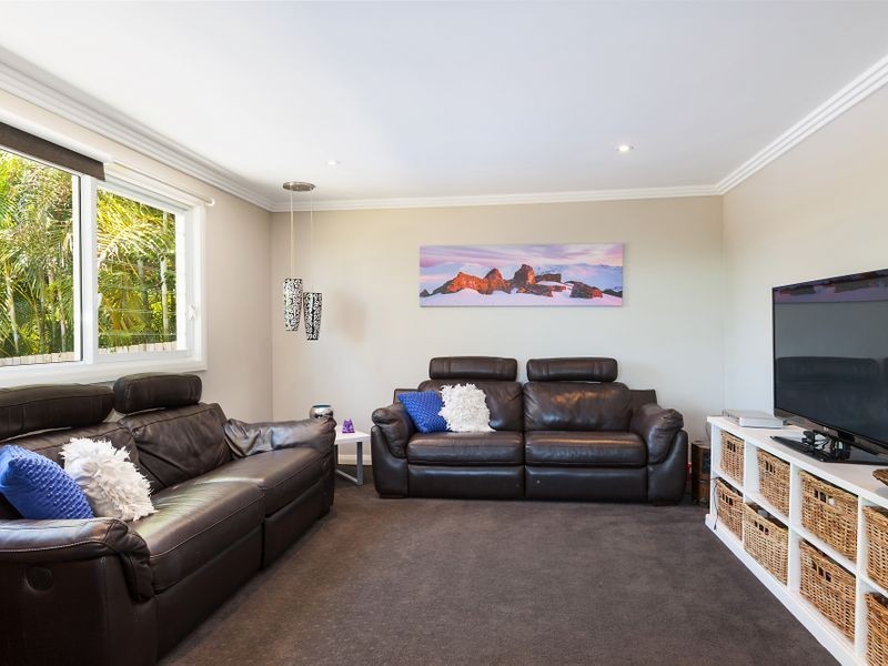 19 Beaumont Crescent, Bayview NSW 2104