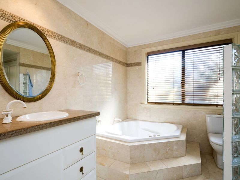 126 Narrabeen Park Parade, Mona Vale NSW 2103