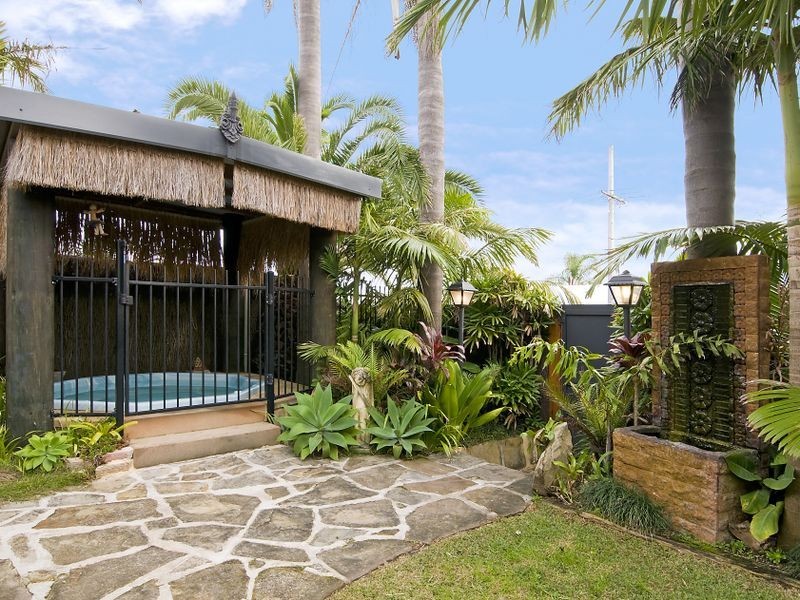 103 Lagoon Street, Narrabeen NSW 2101