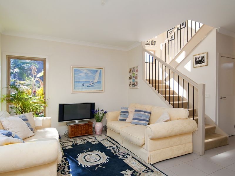 4 Casuarina Drive, Warriewood NSW 2102