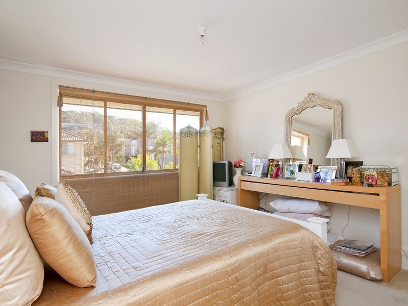 4 Casuarina Drive, Warriewood NSW 2102