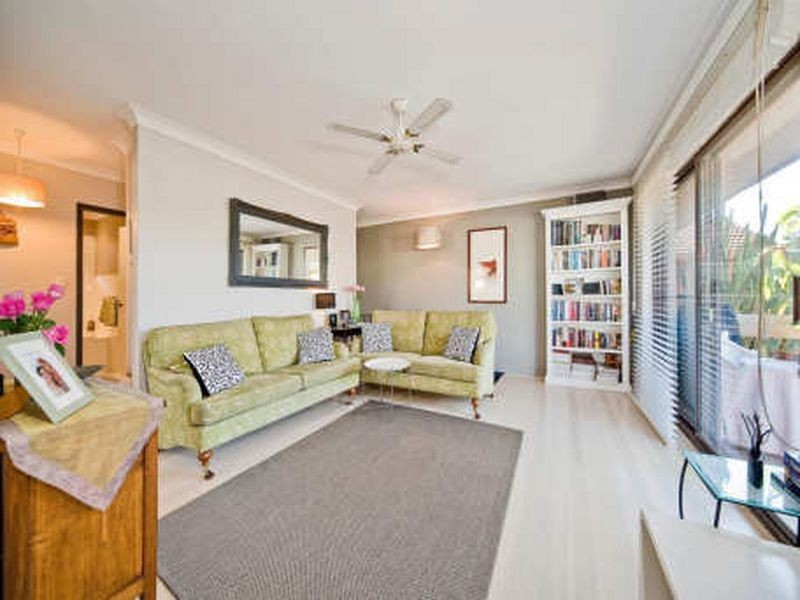 6/35 Lagoon Street, Narrabeen NSW 2101