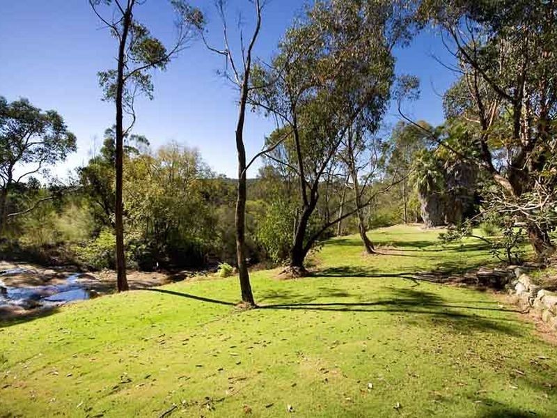 10 Cicada Glen Road, Ingleside NSW 2101