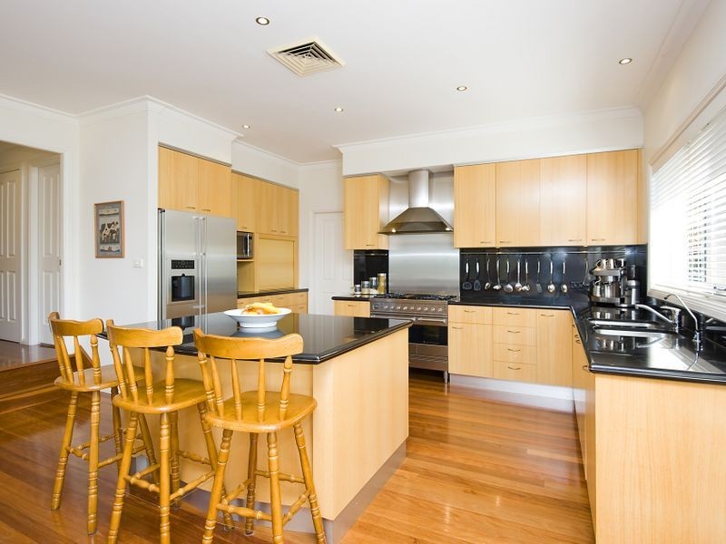 64 Alexandra Crescent, Bayview NSW 2104