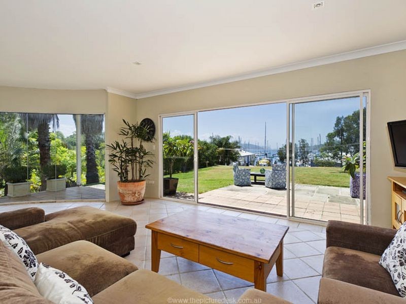 1933 Pittwater Road, Bayview NSW 2104